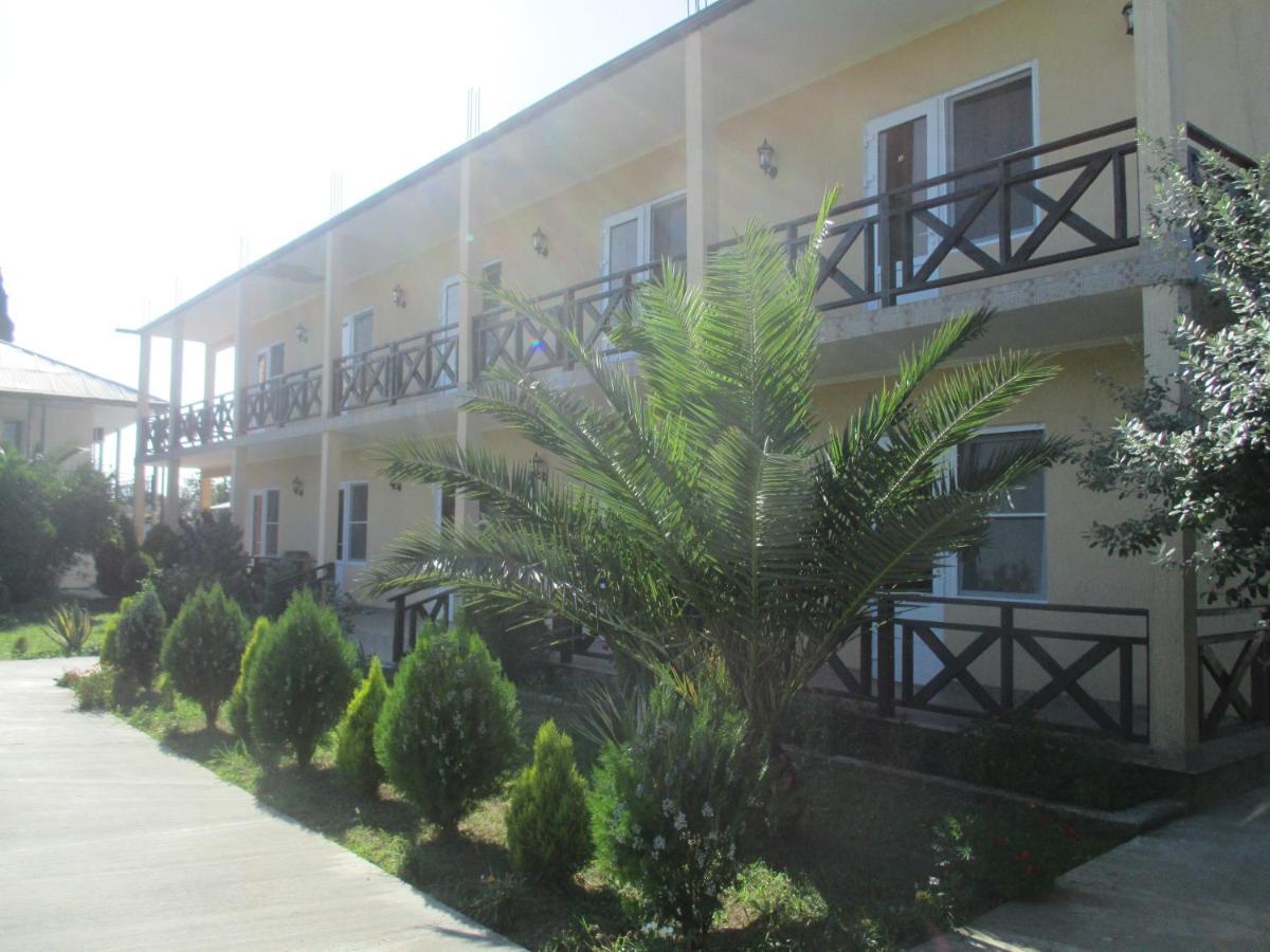 Guest House У Дедушки Самвела Alakhadze Екстериор снимка