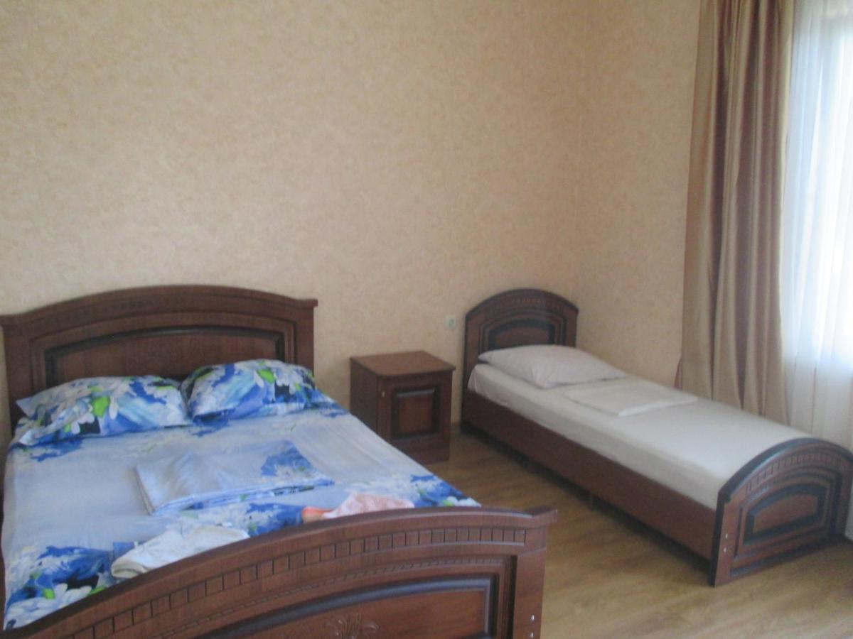 Guest House У Дедушки Самвела Alakhadze Екстериор снимка