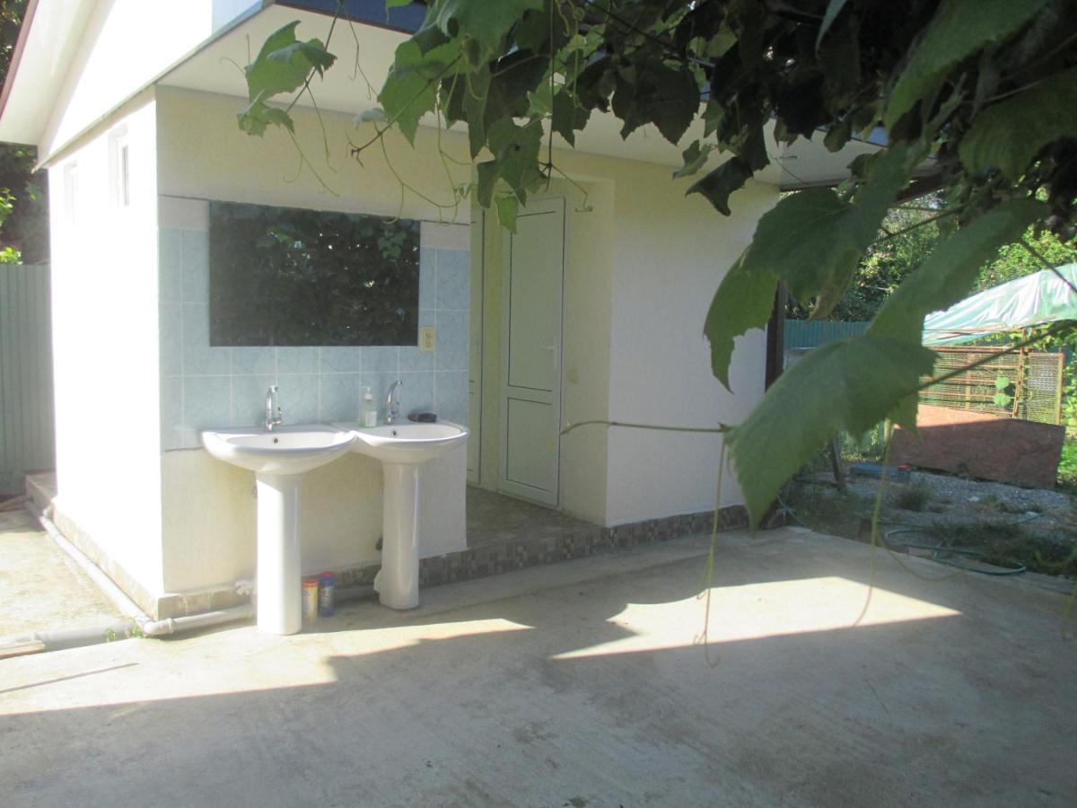 Guest House У Дедушки Самвела Alakhadze Екстериор снимка