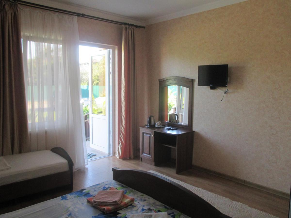 Guest House У Дедушки Самвела Alakhadze Екстериор снимка