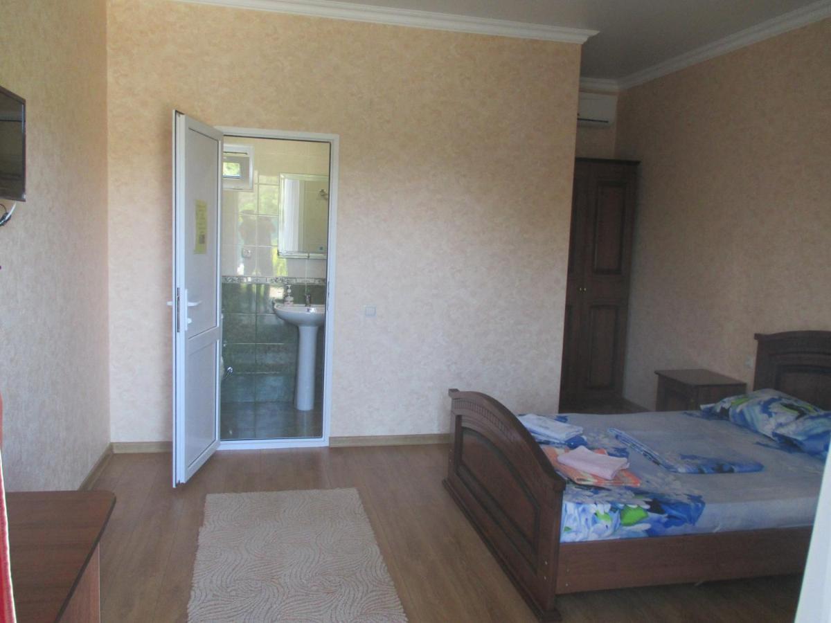 Guest House У Дедушки Самвела Alakhadze Екстериор снимка