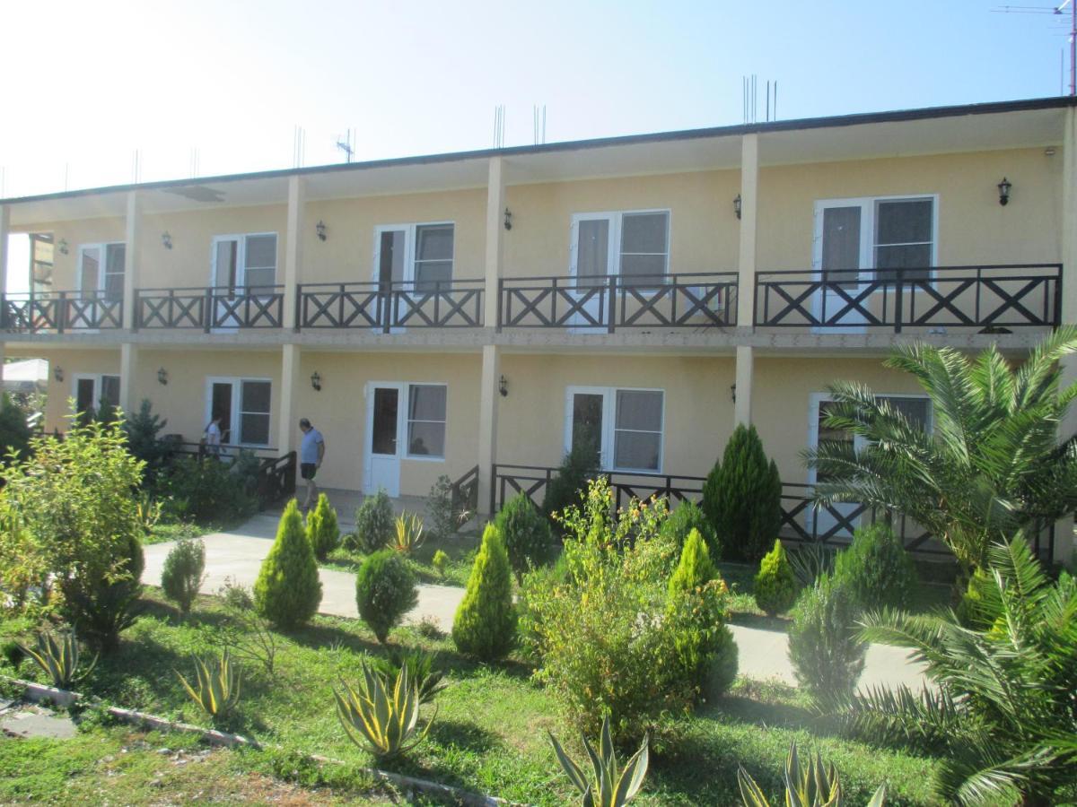 Guest House У Дедушки Самвела Alakhadze Екстериор снимка