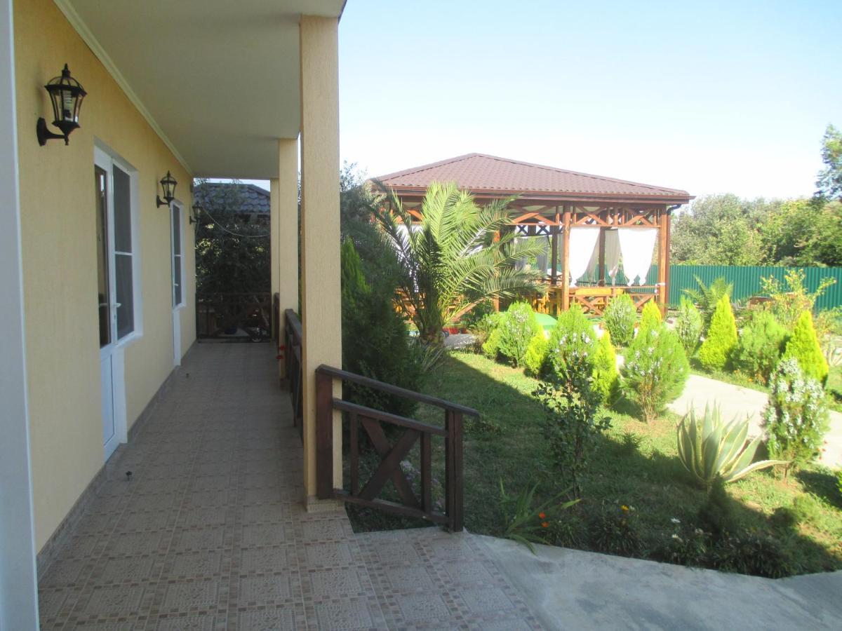 Guest House У Дедушки Самвела Alakhadze Екстериор снимка